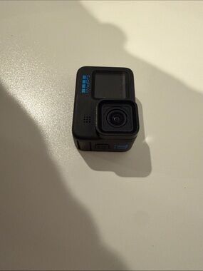 GoPro Hero 11 Session Compact Action Camera - Black with Blue Accents